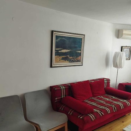 Flora Beach Apartaments Burgasz Kültér fotó