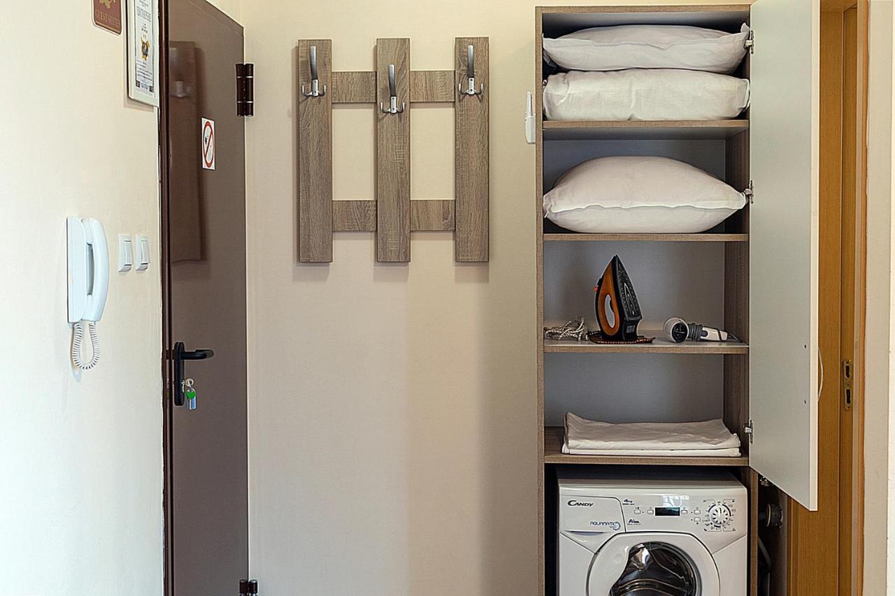 Flora Beach Apartaments Burgasz Kültér fotó