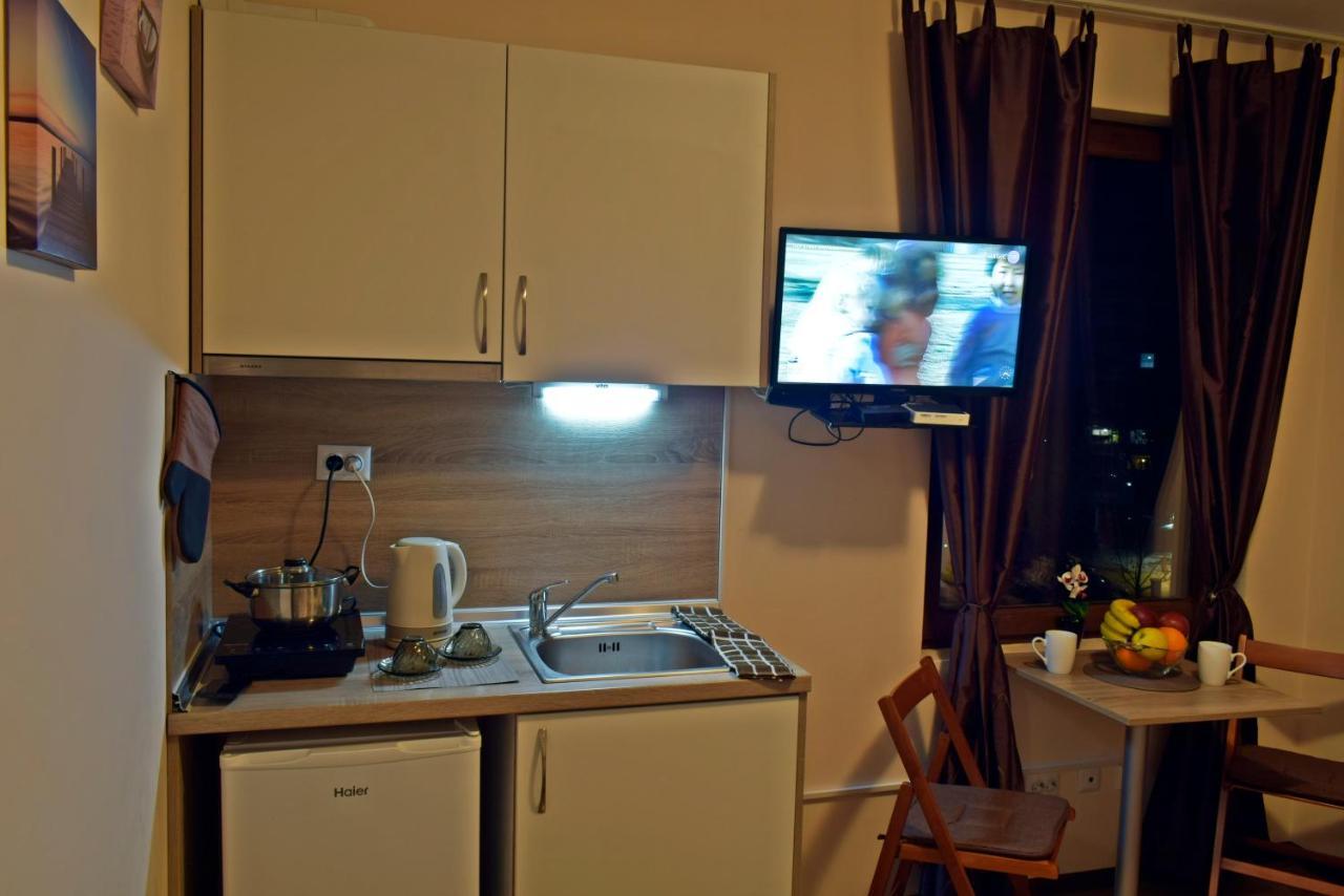 Flora Beach Apartaments Burgasz Kültér fotó