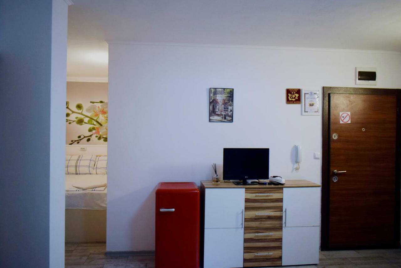 Flora Beach Apartaments Burgasz Kültér fotó